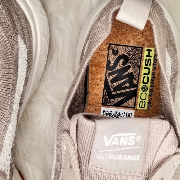 *NEW* VANS UA UltraRange VR3 - Picture 14 of 15
